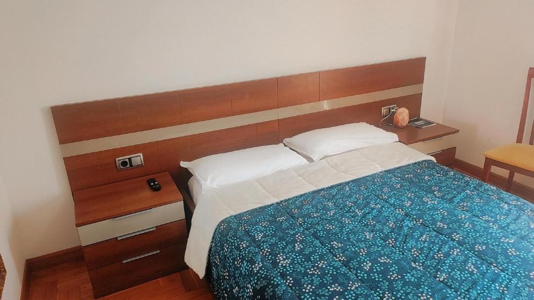 Habitacion Renfe Pamplona Ngoại thất bức ảnh